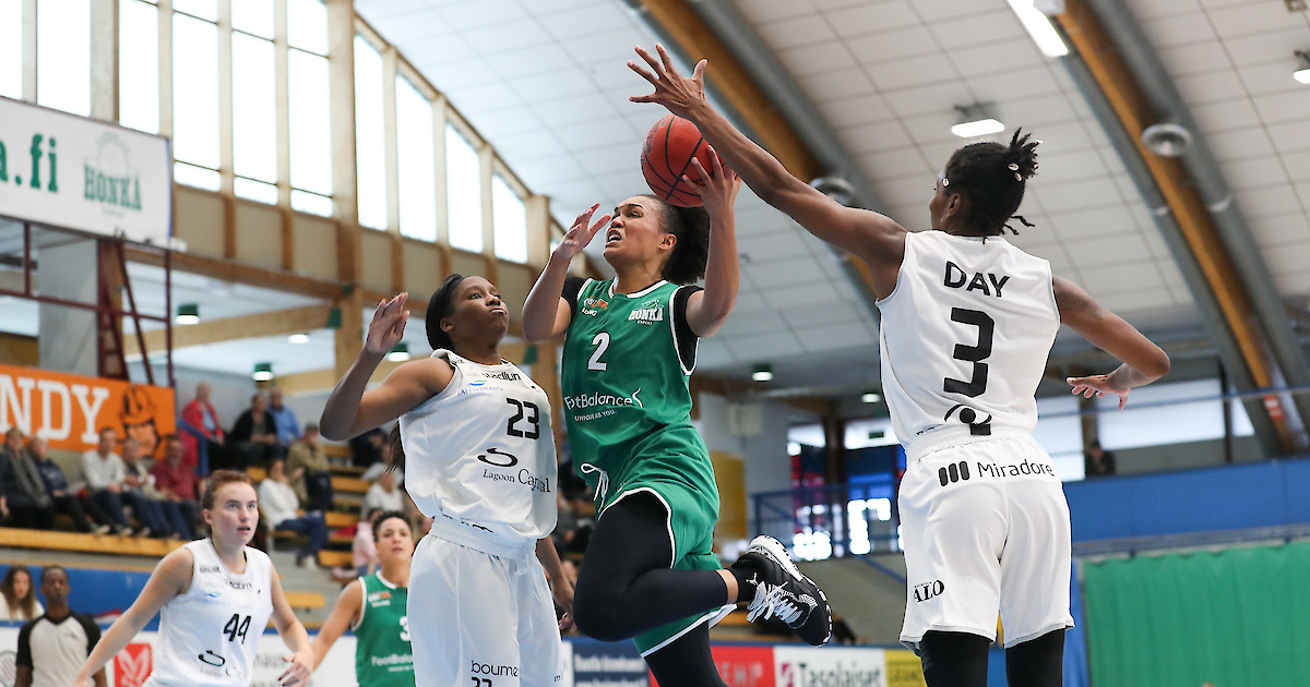 Tapiolan Honka parempi loppuhetkillä, Catz kaatui sarjaavauksessa