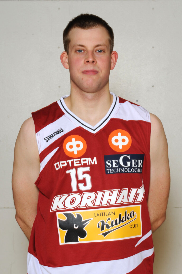 Mäntymaa ja Kuukkanen vahvistavat HoNsU Basketia