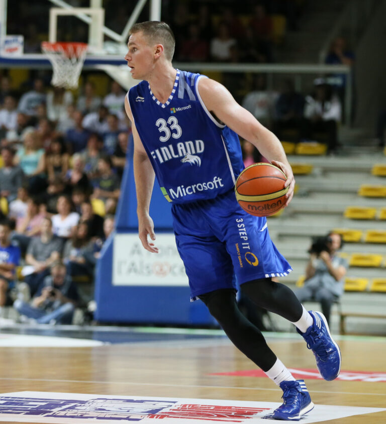 Erik Murphy sopimukseen Dettmannin luotsaaman Besiktasin kanssa