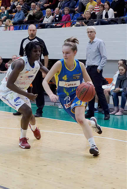 Huima reiluun kotivoittoon Helmi Basket HBA:sta