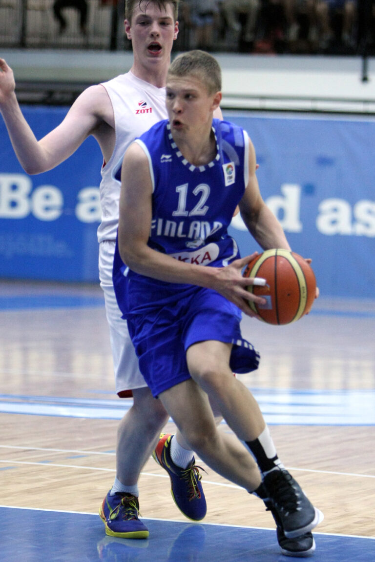 17-vuotiaiden MM-kisajoukkueen Elias Valtonen: ”Kaaoskoripallolla on mahdollisuudet”