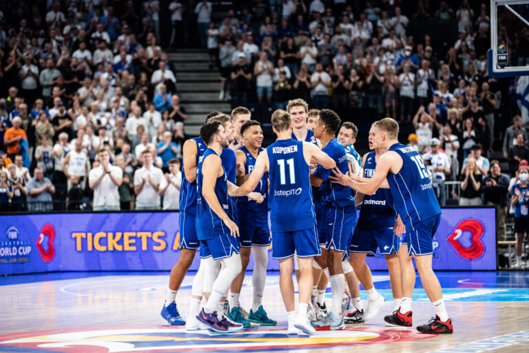 Susijengi esiintyy elokuussa kotiyleisölle, vastassa Liettua Tampereen Nokia Arenalla