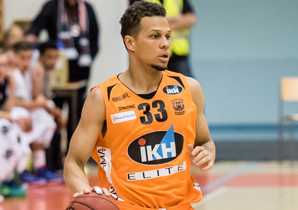Sebastian Booker Kouvoihin