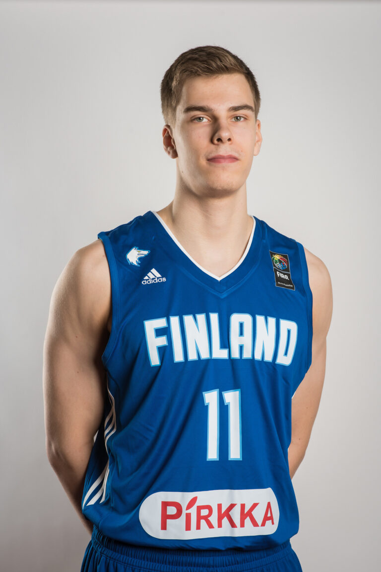 Suomen NCAA-miehille rutkasti voittoja yliopistoparketeilla