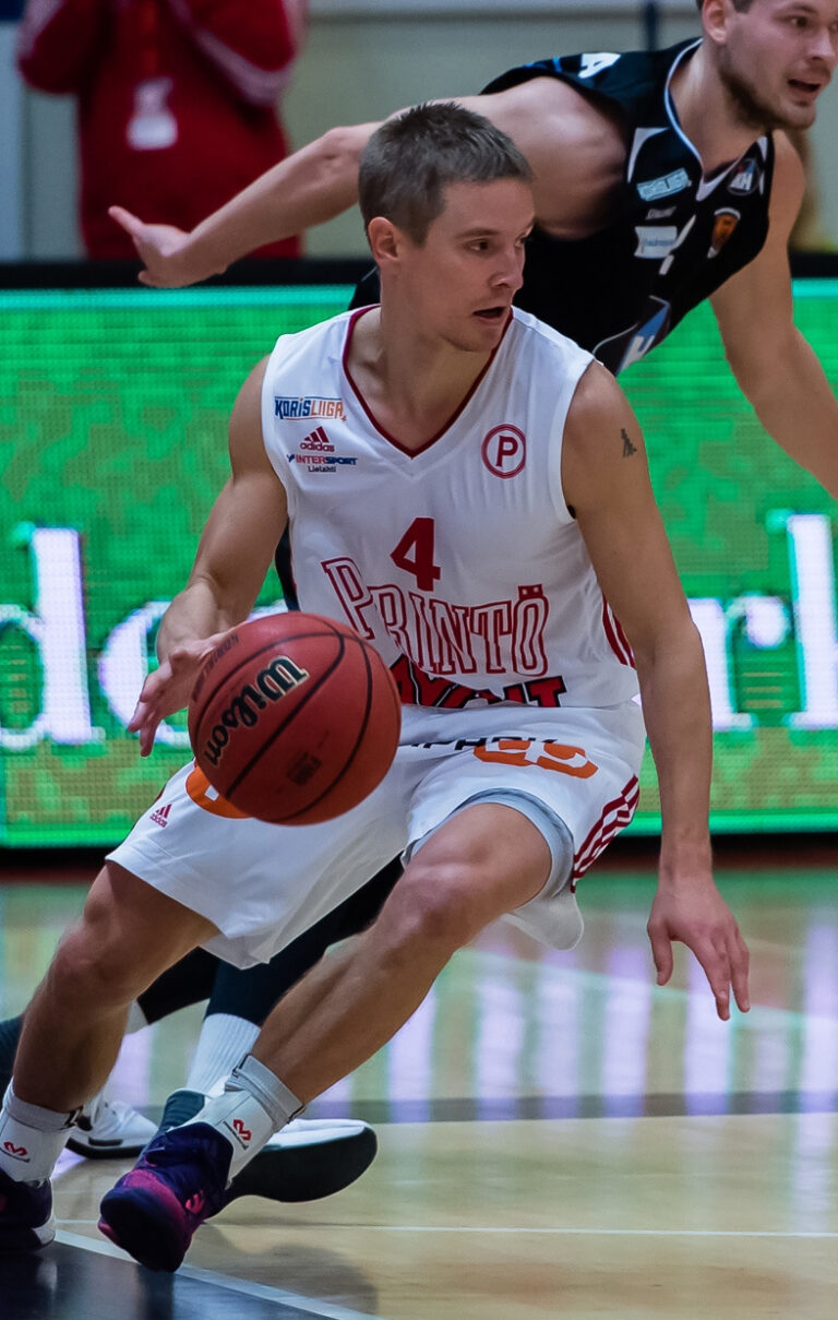 Lehto lähestyy kärkeä Korisliigan peliminuuttitilastossa
