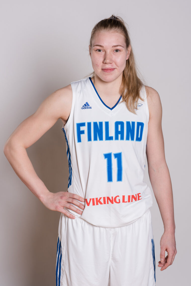 Ella Väätänen Long Island Universityyn