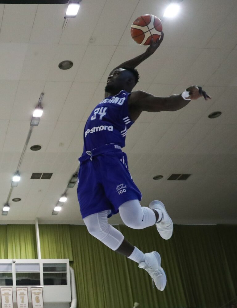 Aidoo ja Tahvanainen voittoihin miesten NCAA:ssa