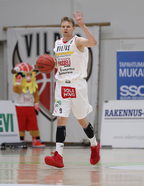 Vilpas edelleen voittamaton Salohallissa, myös Seagulls, Kouvot ja Kataja voitokkaina