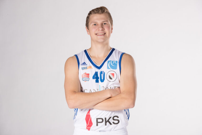 Johannes Lasaroff jatkaa Kataja Basketissa