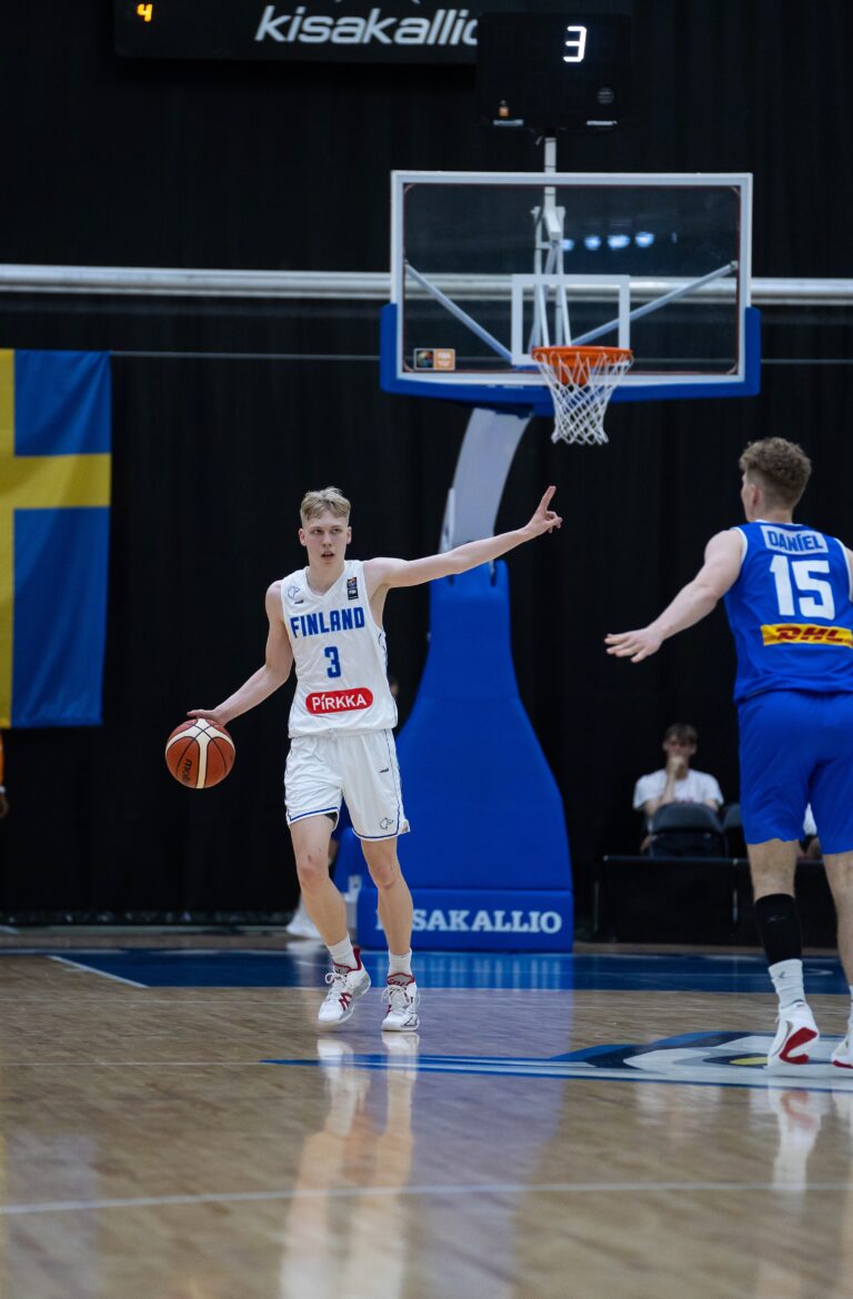 U18-pojille tappio Portugalin vieraana