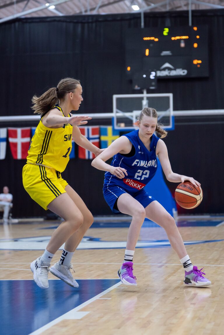 Suomen 16-vuotiaille tytöille tasapeli Liettuaa vastaan vieraissa