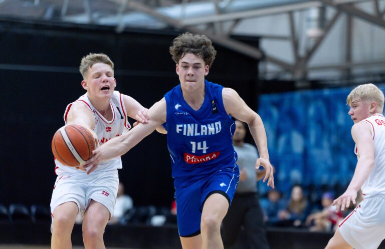 Sudenpennuille kaksi voittoa Norjasta Kisakallion 16-vuotiaiden PM-kisoissa