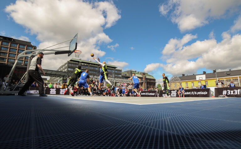 3×3 SM-kiertueen turnausennakko 5/8 – Oulun kauppatori täyttyy jälleen koripallokansasta