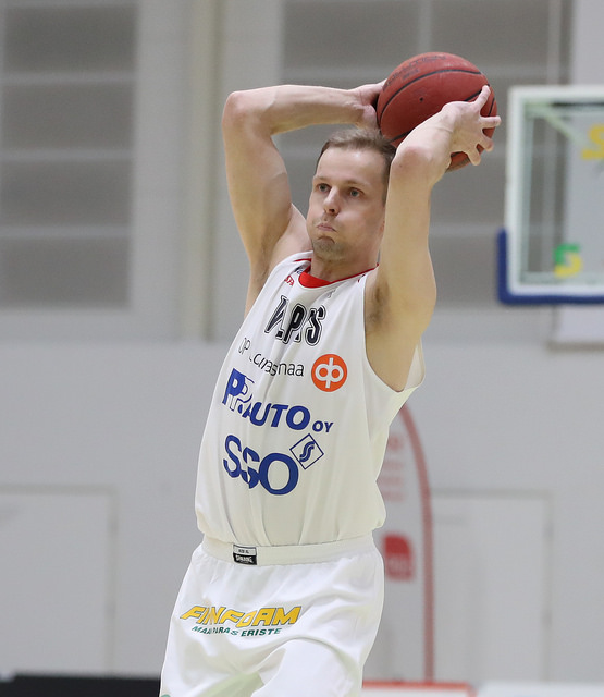 Vilppaan kotitaika pitää, United ja KarhuBasket myös voitokkaina