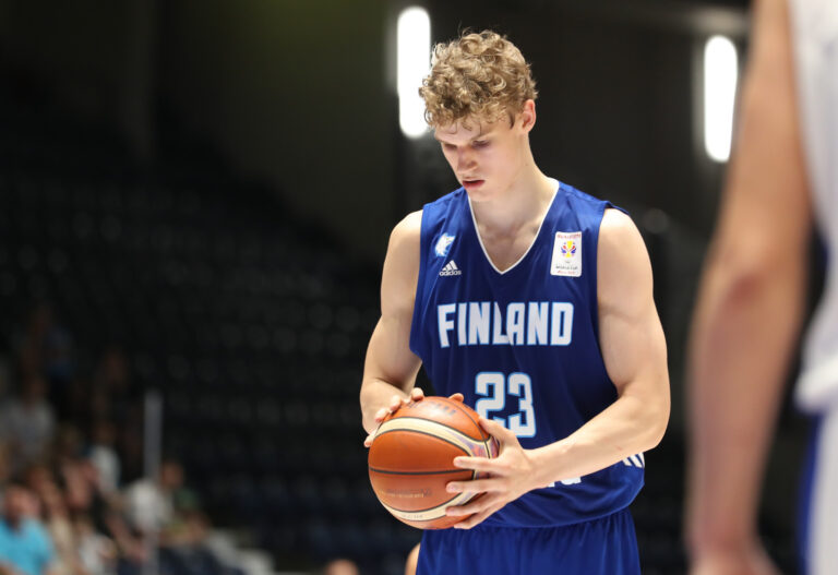 Lauri Markkanen loukkaantui harjoituksissa, poissa Bullsin kokoonpanosta 6-8 viikkoa