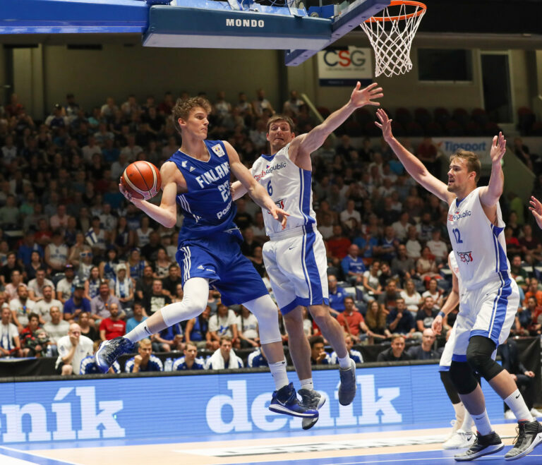 Markkanen ja Bulls haastajina NBA-kauteen