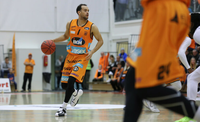 Kataja ja Karhu Basket nappasivat hallitut kotivoitot