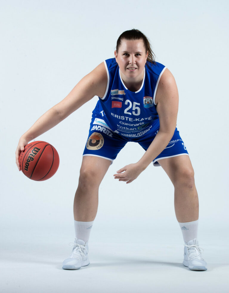 Minna Sten on päättänyt lopettaa koripallouransa