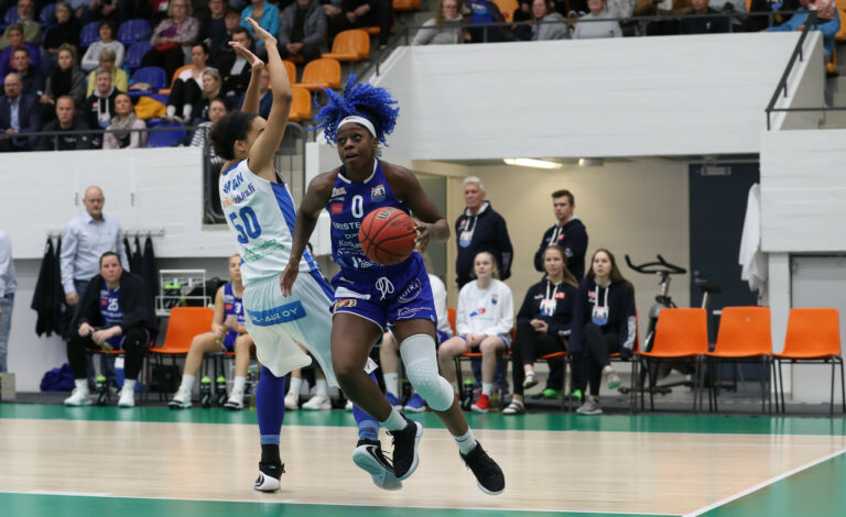 Naisten Suomen cupin finaali selvillä – Peli-Karhut kohtaa finaalissa Kouvottaret