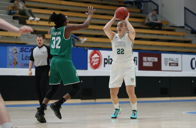 Elina Arike 10 pistettä, UTEP yhdeksän ottelun voittoputkessa