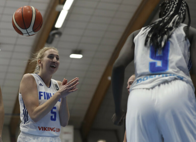 Sofia Pelander jatkaa Saksan Bundesliigassa, Herner TC:ssä