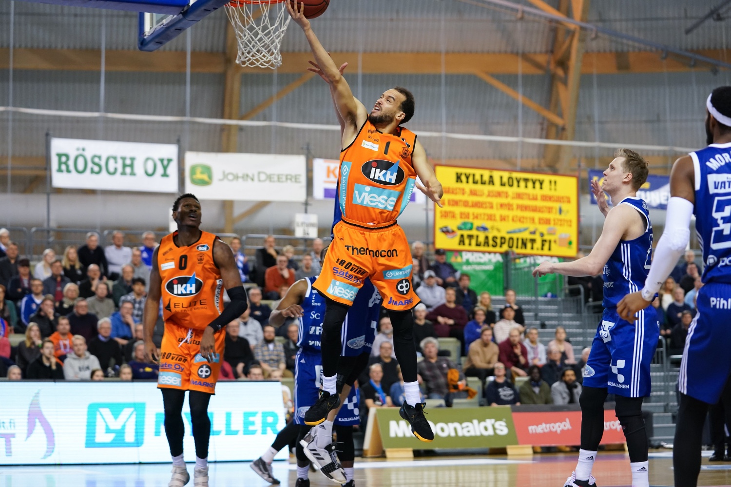 Kaudella 2018-19 Cameron Jones oli Korisliigan runkosarjan pistetilaston kolmas 18,6 pisteen keskiarvolla. Kuva: Ville Vuorinen