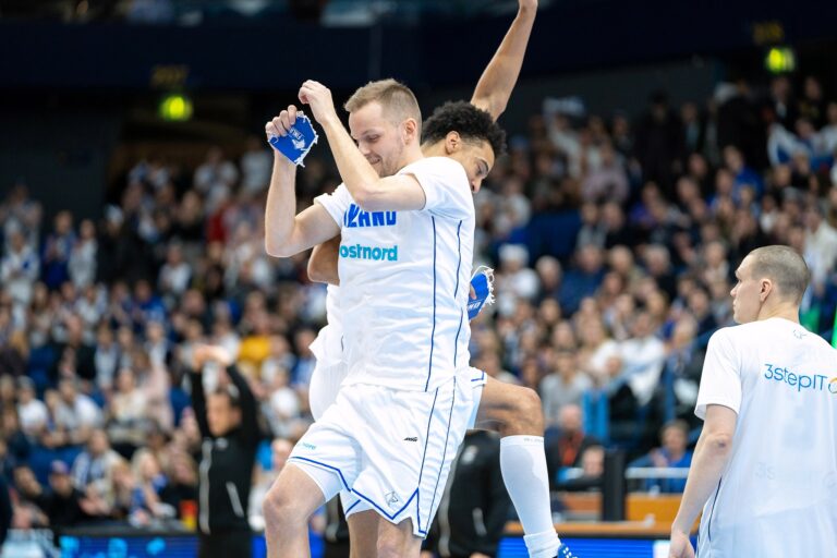 Susijengin pelit pysyvät vapailla kanavilla, FIBA ja Nelonen Media sopimukseen lähetysoikeuksista