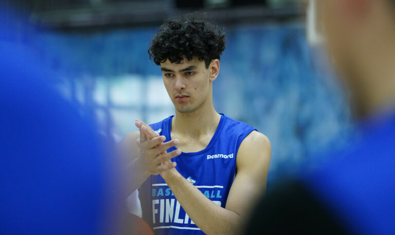 Mustapha Amzilin Dayton kahteen voittoon – Dayton kipusi Atlantic 10:n kolmanneksi
