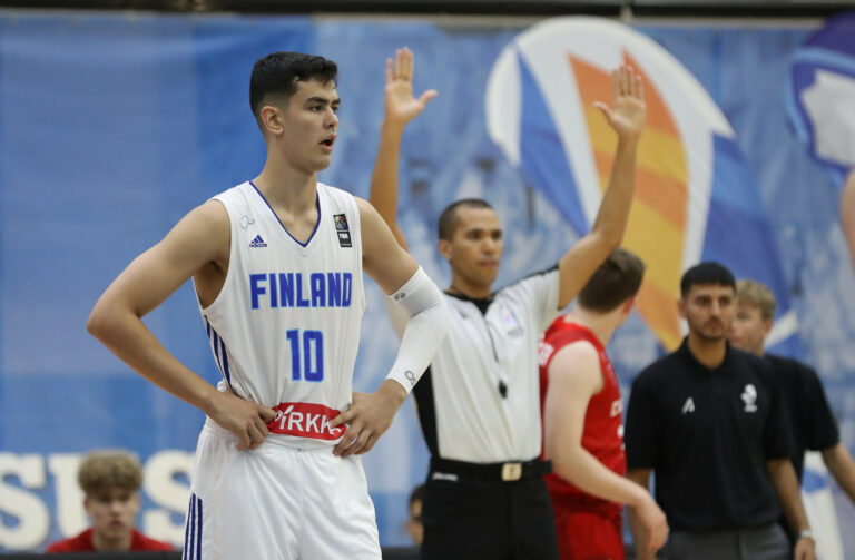 Mustapha Amzil ja  Jesper Granlund 10 pistettä tappio-otteluissa