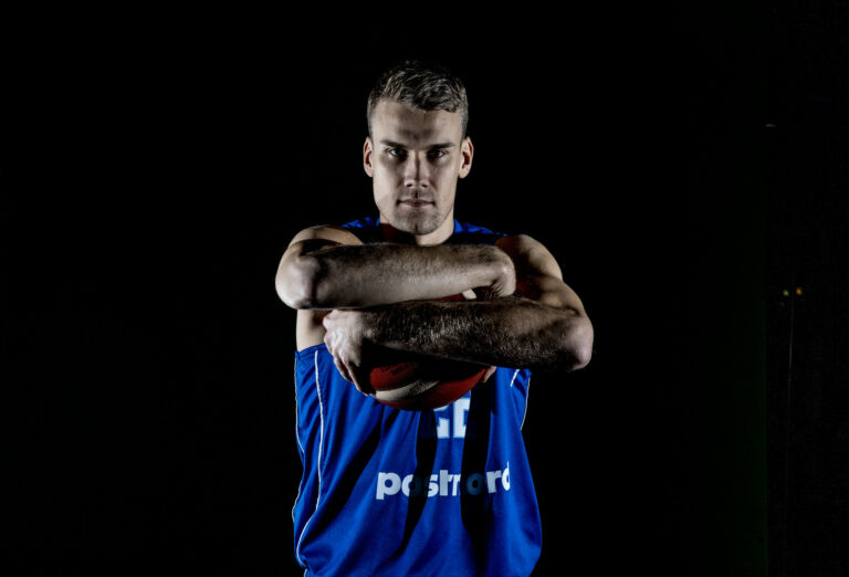 Carl Lindbom siirtyy loppukaudeksi Ranskaan, suuntana Pro B:n Antibes