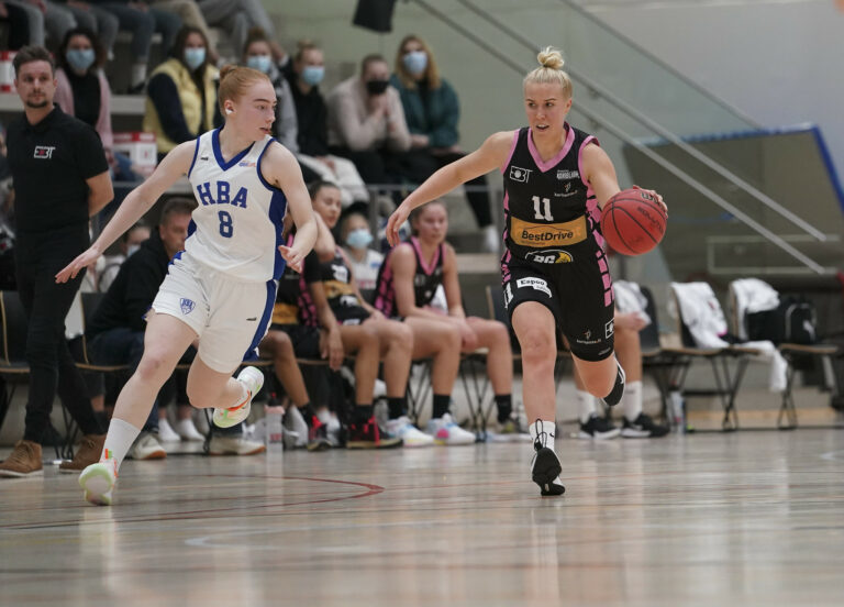 Lotta Hämäläinen palaa Espoo Basket Teamiin