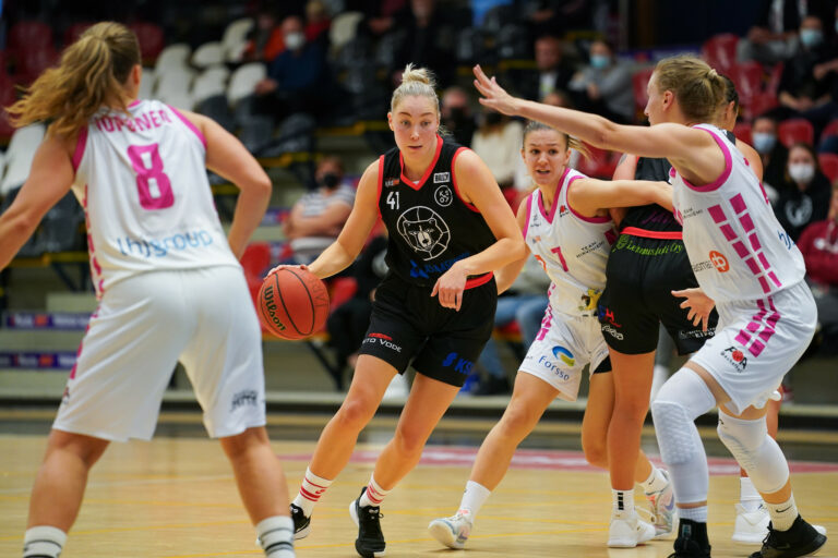 Naisten Korisliiga-ennakko 2/3: EBT, HBA ja Kouvottaret uusista asetelmista kauteen