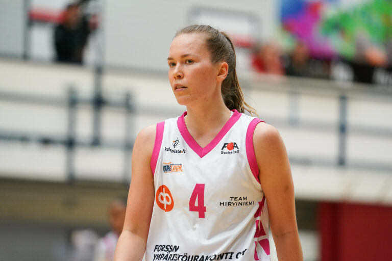 Karoliina Rytkönen jatkaa Vimpelin Vedossa