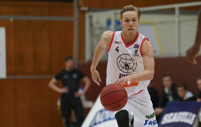 Yllätysten Korisliiga-kierros – Kouvot vaiensi Koposen paluujuhlat