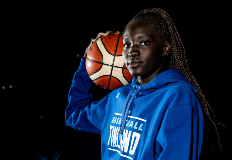 Dallas Wings hävisi WNBA:n hallitsevalle mestarille Seattle Stormille jatkoajan jälkeen