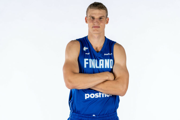 Cavaliers selkeään voittoon Knicksistä – Markkanen 10 pistettä, 9 levypalloa