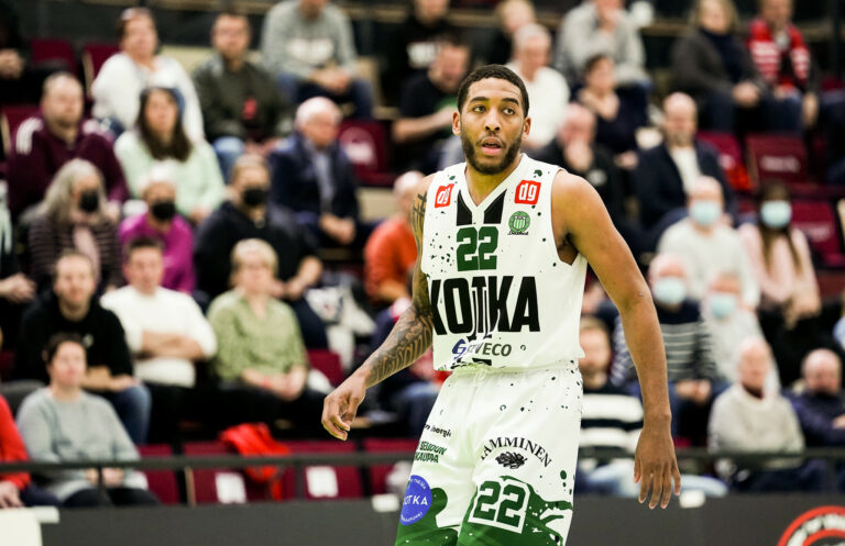 KTP vierasvoittoon Lapualla – Roydell Brown jatkoi vahvoja otteitaan