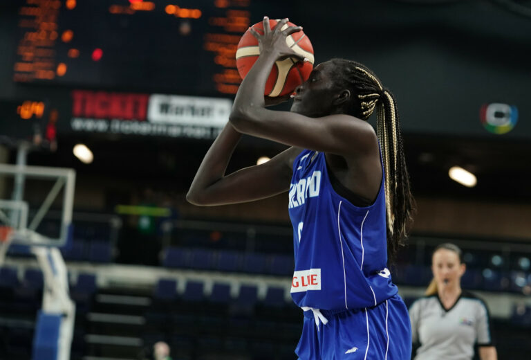 Dallas Wings 10 pisteen voittoon Los Angeles Sparksista – Kuier 5 levypalloa