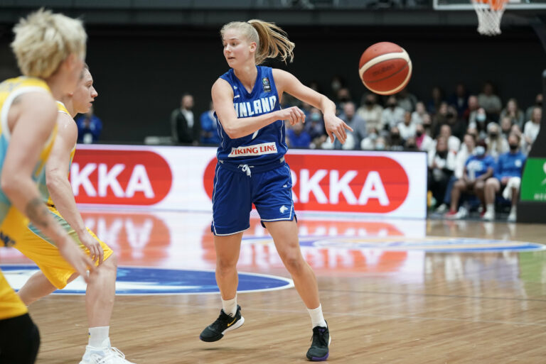 Elina Koskimies ja Anissa Pounds jatkavat Angels Nördlingenissä