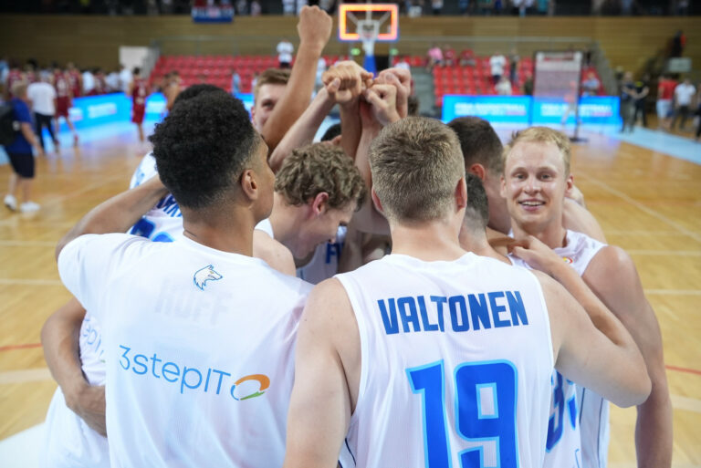 Susijengi töissä Kampin K-Supermarketissa keskiviikkona