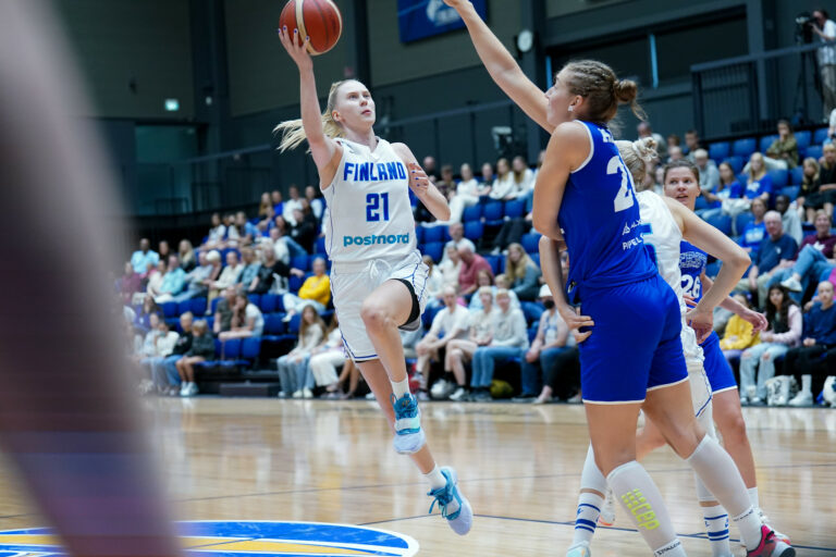 Henna Sandvik ja Indiana putosivat NCAA:n lopputurnauksesta – Saga Ukkonen ja Texas Tech voittoon WNIT:ssä