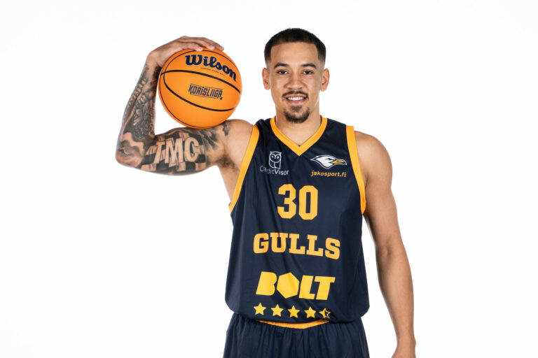 Seagullsissa Korisliiga-mestaruuden voittanut Jeffrey Carroll Jr. palaa Helsinkiin