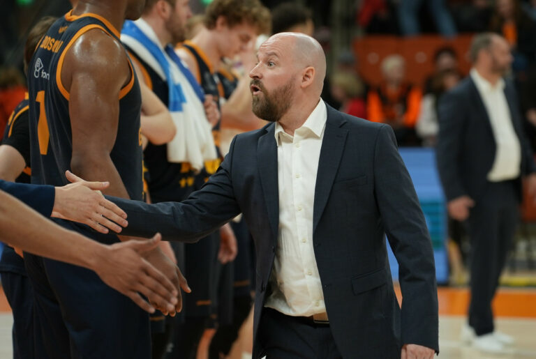 Jussi Laakso ja Mika Haakana pokkasivat Vuoden valmentaja -palkinnot