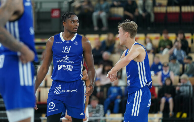 Kataja lunasti viimeisen lipun Suomen Cup -välieriin – Pyrintö yllätti Kauhajoen