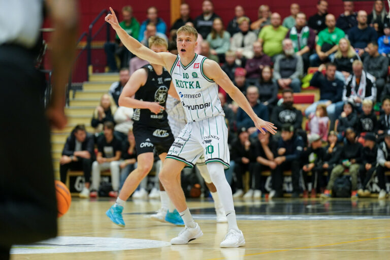 Kamppailu viimeisestä playoff-paikasta tiukentuu – KTP otti tärkeän voiton