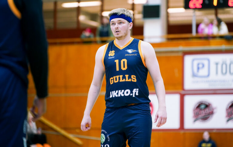 ToPon miehille tukku jatkosopimuksia – Sakari Laakso uutena mukaan