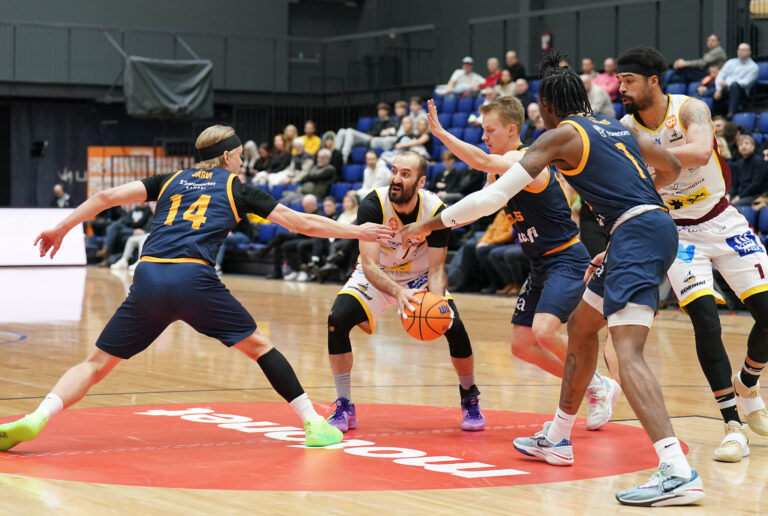 Korisliiga-runkosarja päätökseen: jatkosarjapaikat nyt jaettu!