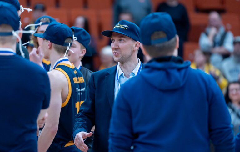 Timo Saukkola Seagullsin uudeksi päävalmentajaksi, Kimmo Kujansivu jatkaa apuvalmentajana