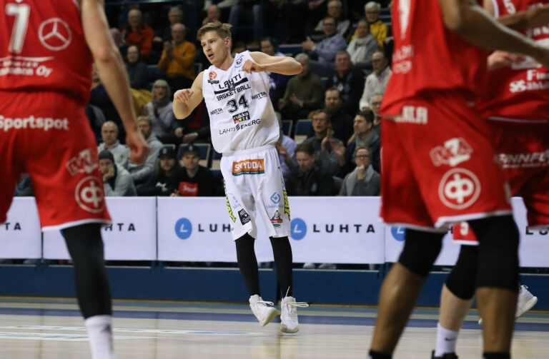 Otto Aalto jatkaa Lahti Basketballissa