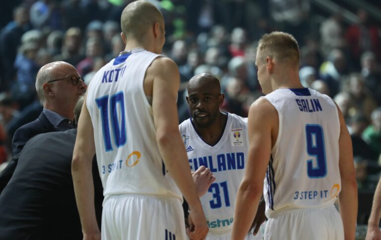 Susijengi nimetty helmikuun ratkaisevaan MM-karsintaikkunaan